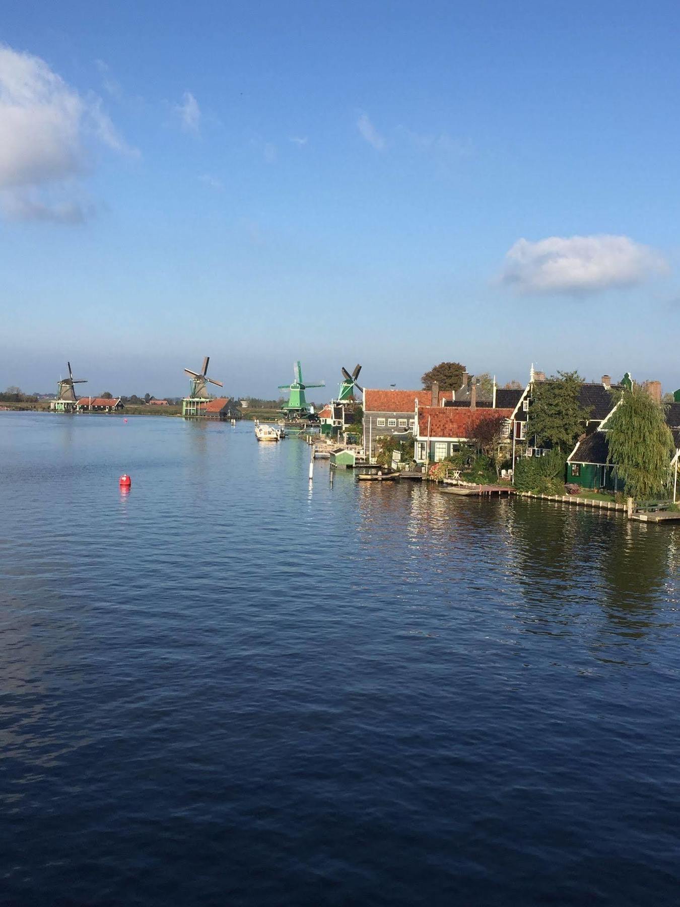Stay Overnight At Windmill Village Zaanse Schans - Amsterdam Zaandam Exterior photo