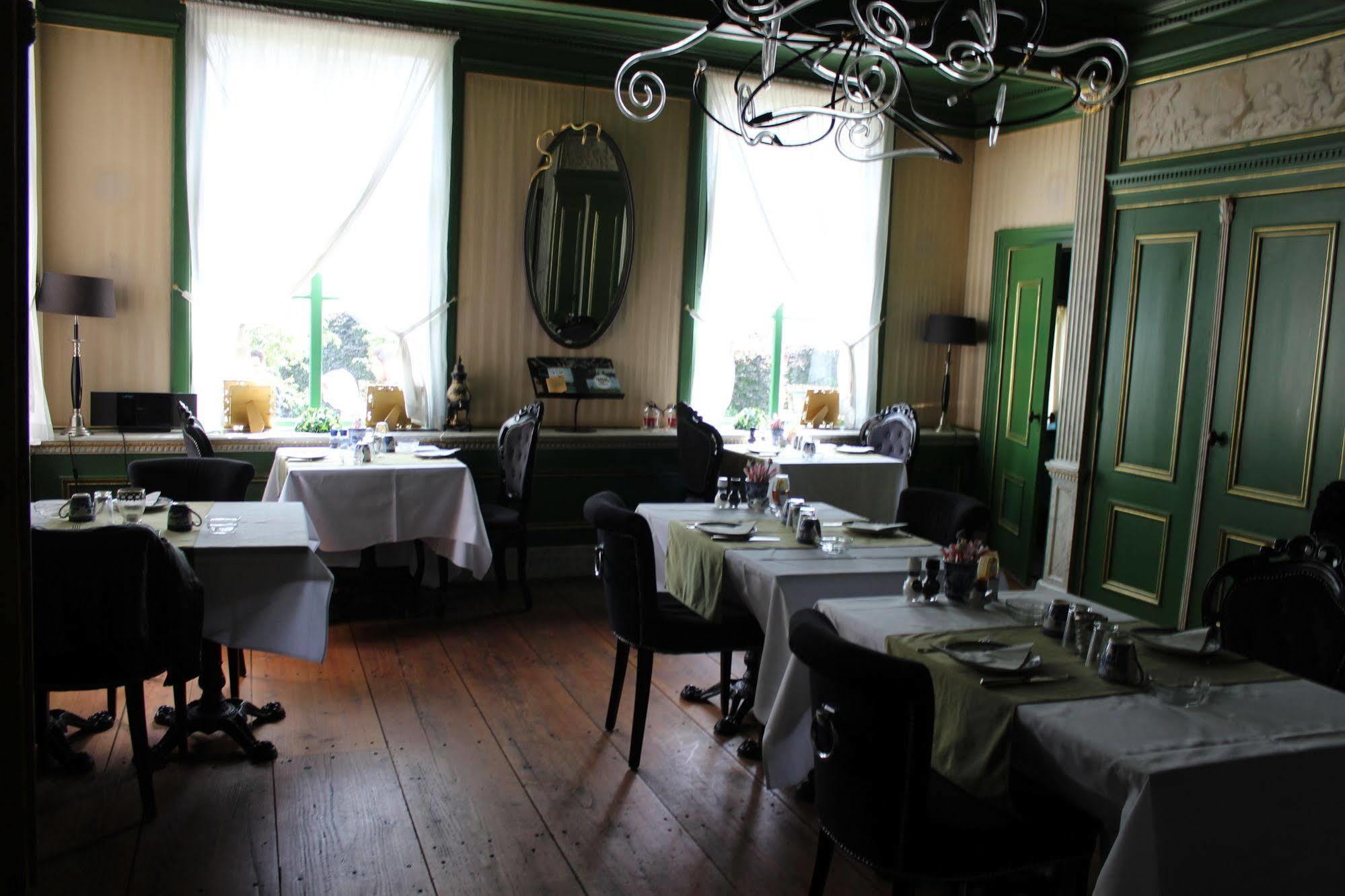 Stay Overnight At Windmill Village Zaanse Schans - Amsterdam Zaandam Exterior photo
